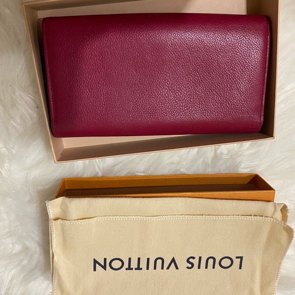 Authentic Louis Vuitton Fusha wallet - Picture 2 of 14